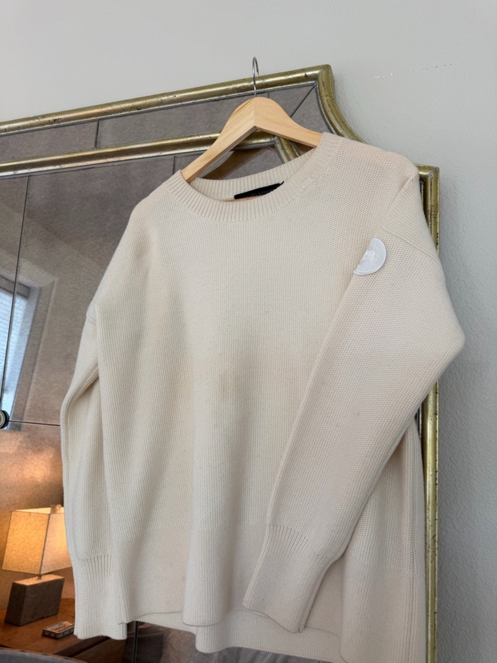 Canada Goose unisex Cream Crewneck Knit Pull over